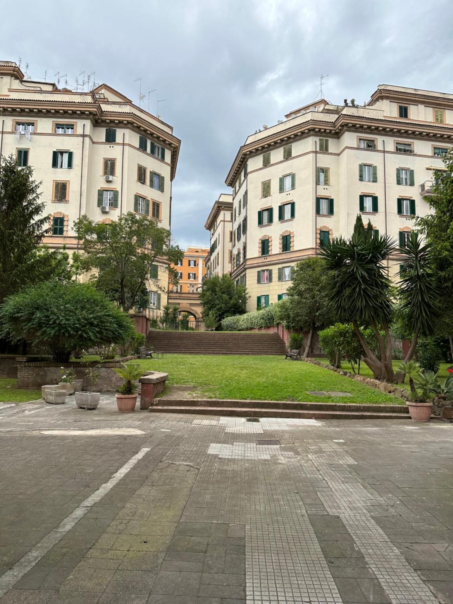 Stans Dolce Lusso Basilica San Giovanni Rom Exterior foto